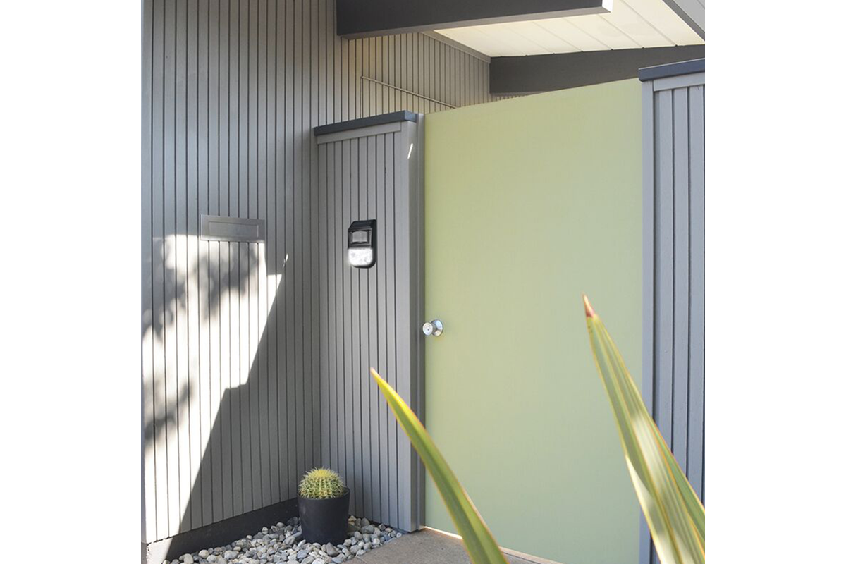 Lenoxx Motion Sensor Solar Light