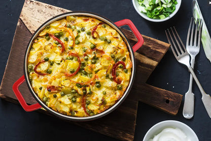 Ovela Cast Iron Casserole Dish 2.5L (Red)