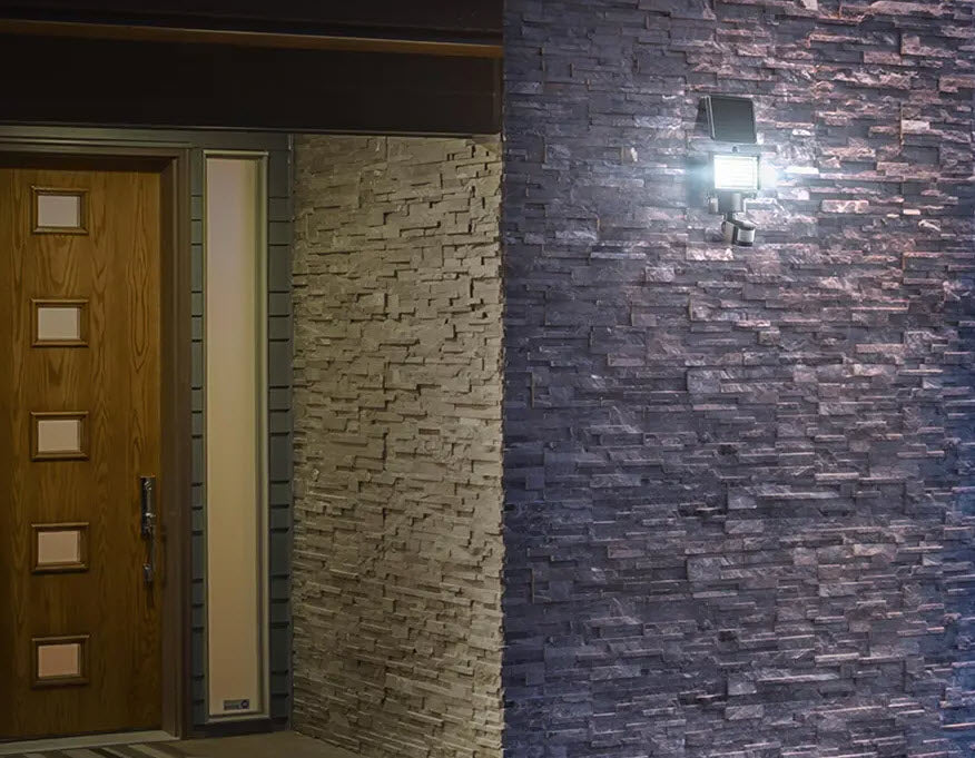 Solar Powered Motion Sensor LED Flood Light (60 LED, 600 Lumens)