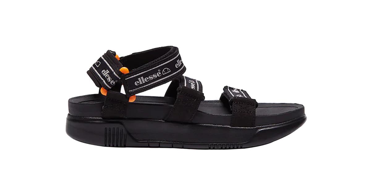 Ellesse Women's Denso sandals in Black (US 5)