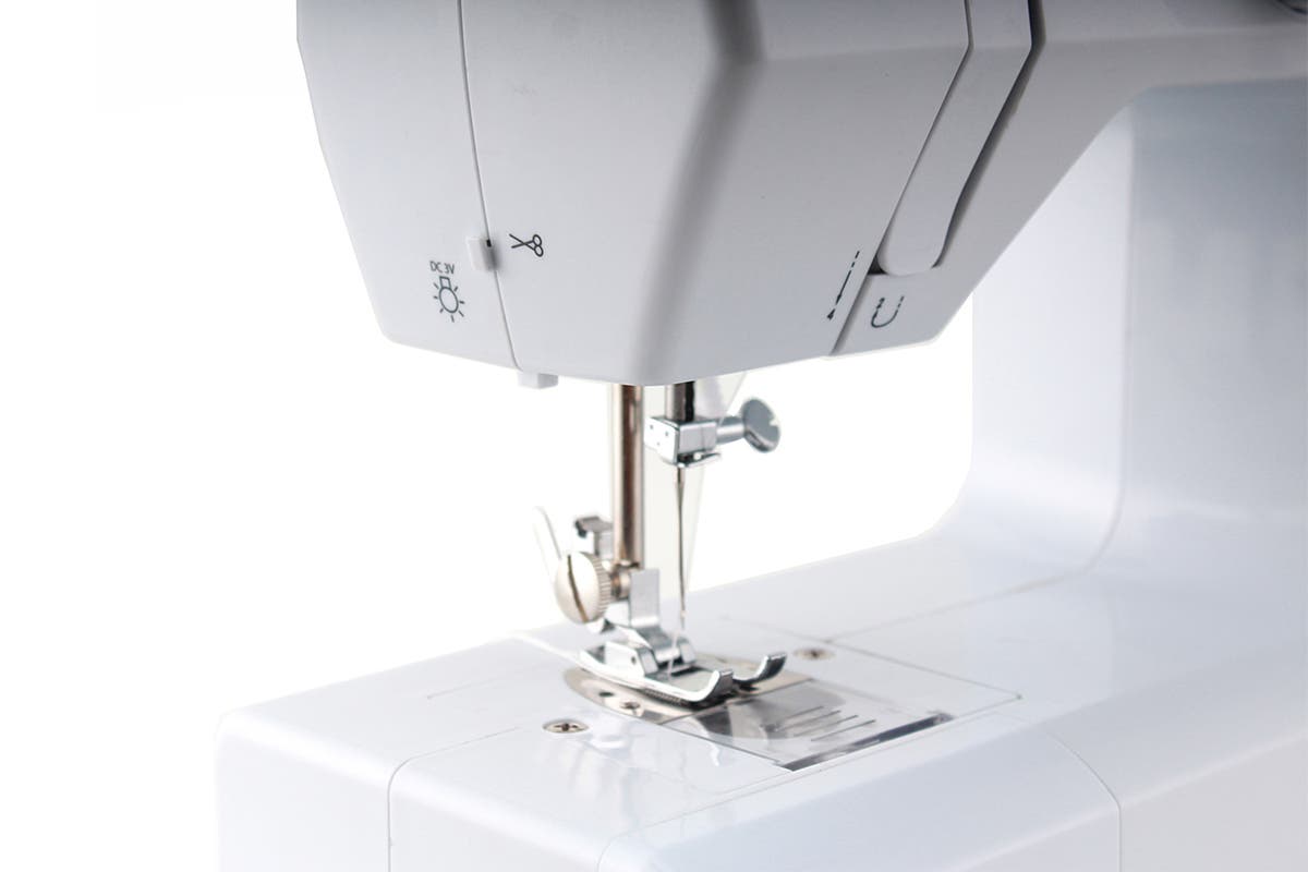 Ovela 20S Sewing Machine