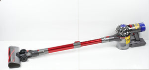 Dyson V8 Stick Vacuum Retractable 90% New FREE MINI PET HAIR ROLLER AND DOCKING STATION WHEN B/N