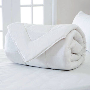 Lenoxx Goose Feather Quilt - Queen