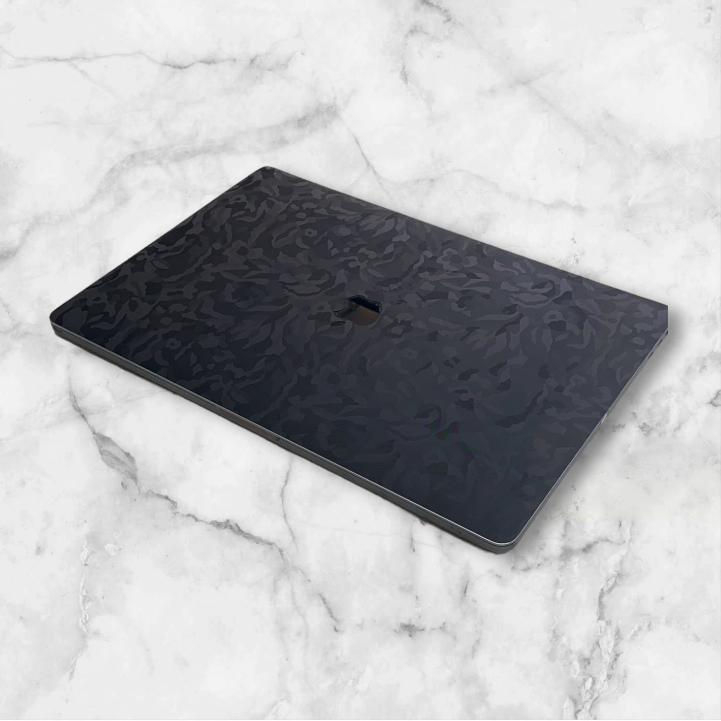 Apple Macbook Pro 15" quad core i7 **FAULTY**