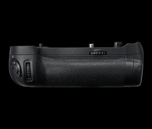 Nikon MB-D18 Multi Power Battery Pack