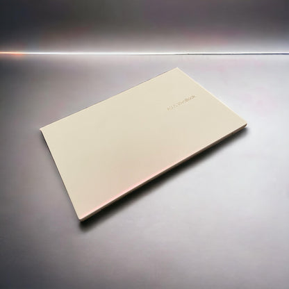 Asus VivoBook  White 13.3” Quad Core 10th i5-1035G1 8GB RAM 512GB SSD Win11