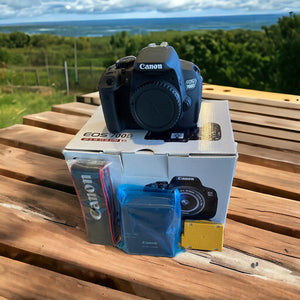 CANON EOS 700D BODY ONLY