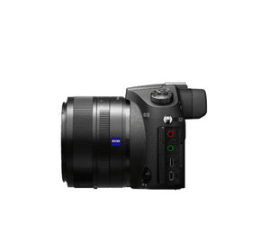 Sony DSC-RX10  Cybershot camera 24-200MM (8.3x)  F2.8