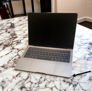 Apple Macbook Pro 13” 2017 Intel Core i5 8GB RAM 256GB SSD OSX 13