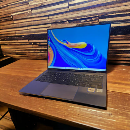 Huawei MateBook X Pro 10th Quad i7-10510U 16GB RAM 256GB SSD Win11