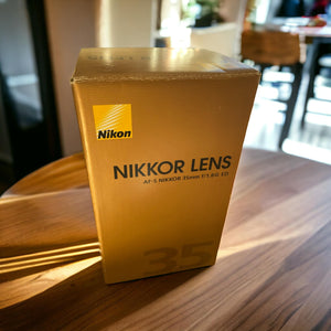 NIKON AF-S 35mm f1.8G NIKKOR LENS