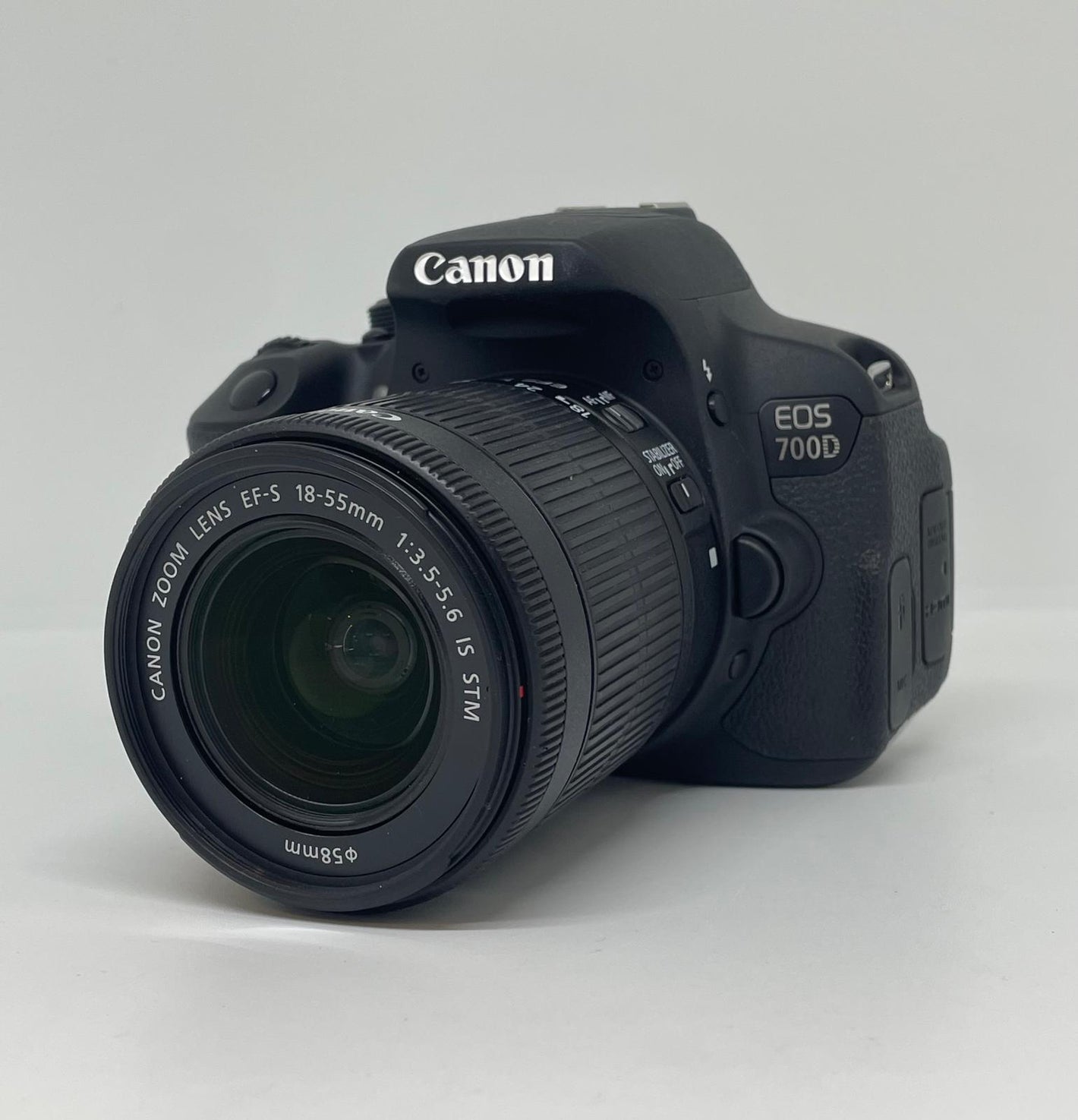 CANON EOS 700D 18-55mm - Refurbished Electronics at Tydi NZ