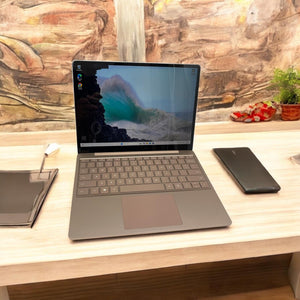 Microsoft Surface Laptop Go 2 12.4” 11th Quad i5 8GB RAM Touch Screen Win11