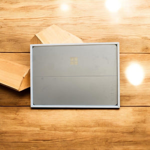 Microsoft Surface Laptop Studio 14.4” 11th Gen i7-11370H 16GB RAM 512GB SSD RTX3050 Ti