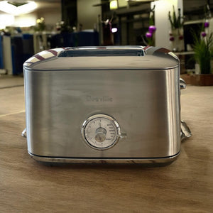 Breville The Toast Select Luxe 2 Slice Toaster