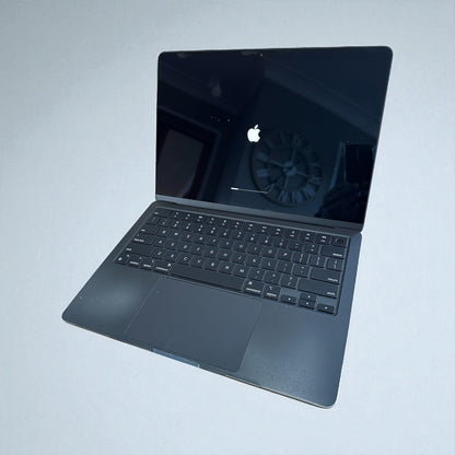 Apple MacBook Air 13.6-inch M2/8GB/256GB SSD -Blue (2022) MLXW3X/A