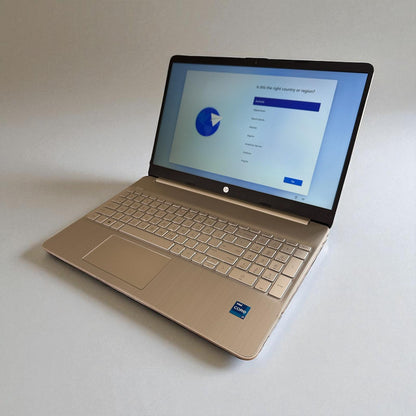 HP 15.6-inch Touch-Screen Laptop, 11th Generation Intel Core i7-1165G7, Intel Iris Xe Graphics, 16 G