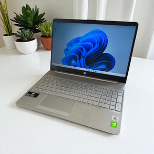 HP Pavilion 15.6” Full HD 10th Quad i7-10510U 12GB RAM 256GB SSD MX130  Win11