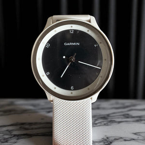 Garmin Vivomove Hybrid Smartwatch - Ivory Case with Ivory Band (GPS, Bluetooth, Sport Edition)
