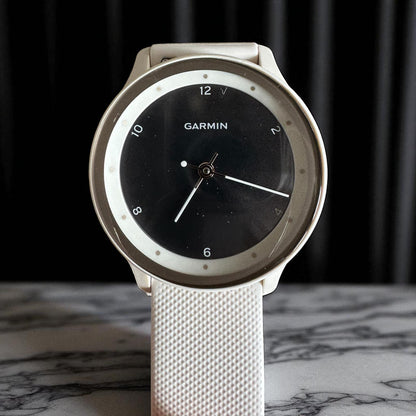 Garmin Vivomove Hybrid Smartwatch - Ivory Case with Ivory Band (GPS, Bluetooth, Sport Edition)