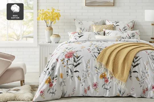 Matt Blatt Summer Posey Reversible Quilt Cover Set - Double