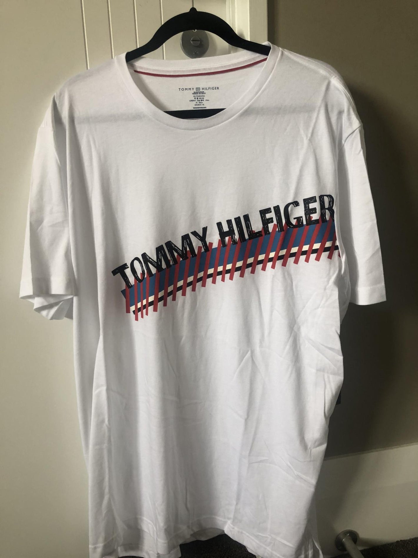 TOMMY HILFIGER MEN'S MODERN ESSENTIALS T-SHIRT (WHITE SIZE XL)